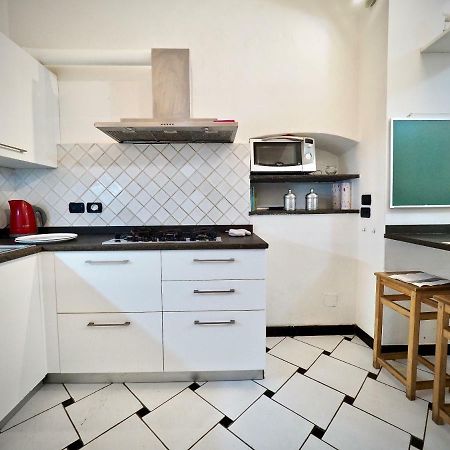 Dimora Di Famagosta Centro - Genovabnb It Apartment Екстериор снимка